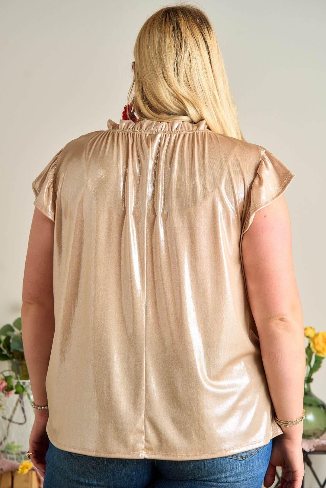 Plus ruffle sleeve allover foil top