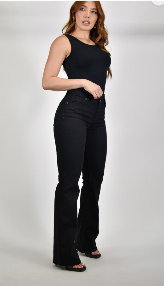 Mid-rise zipper flare jean