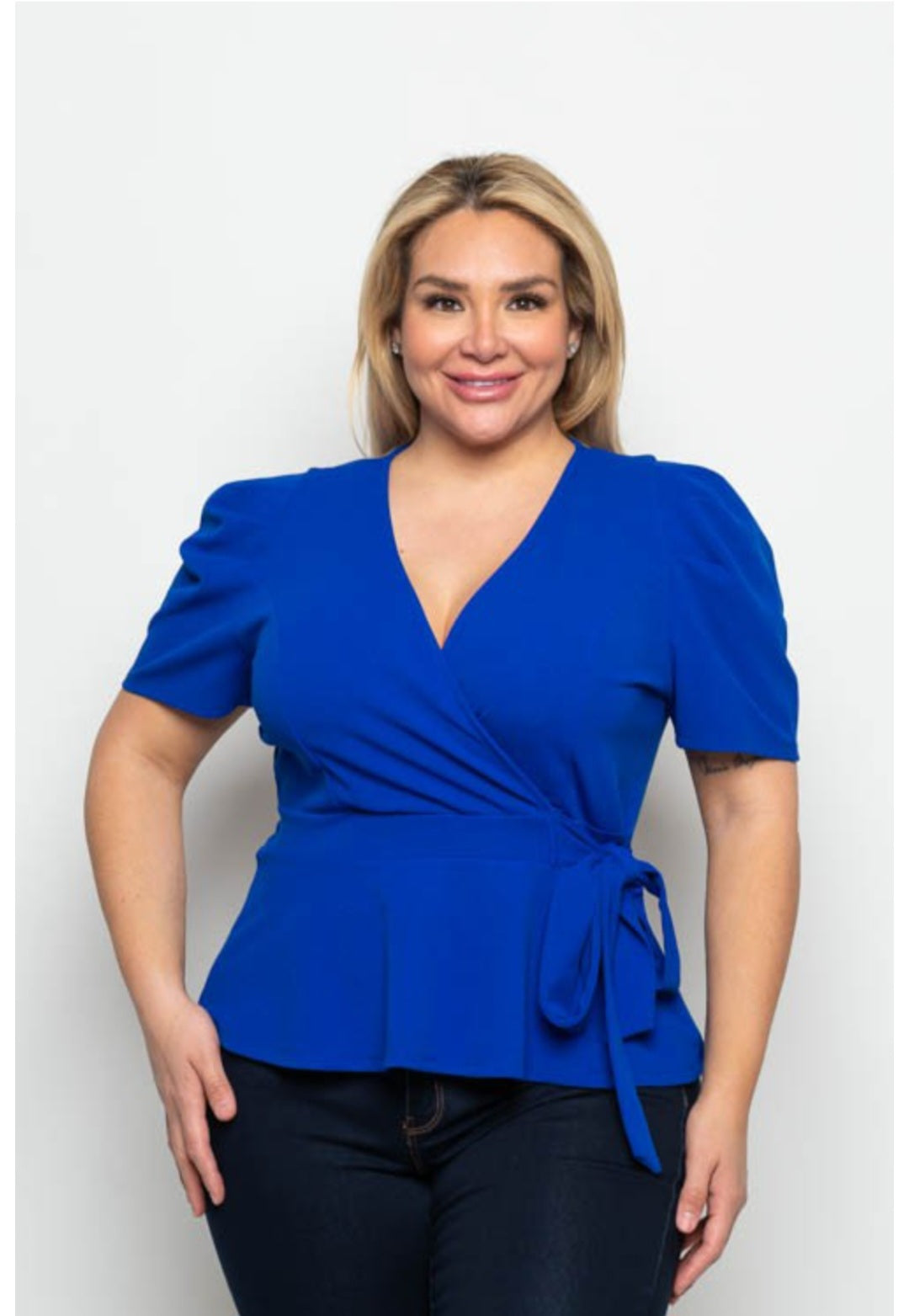 Plus size puff sleeve top