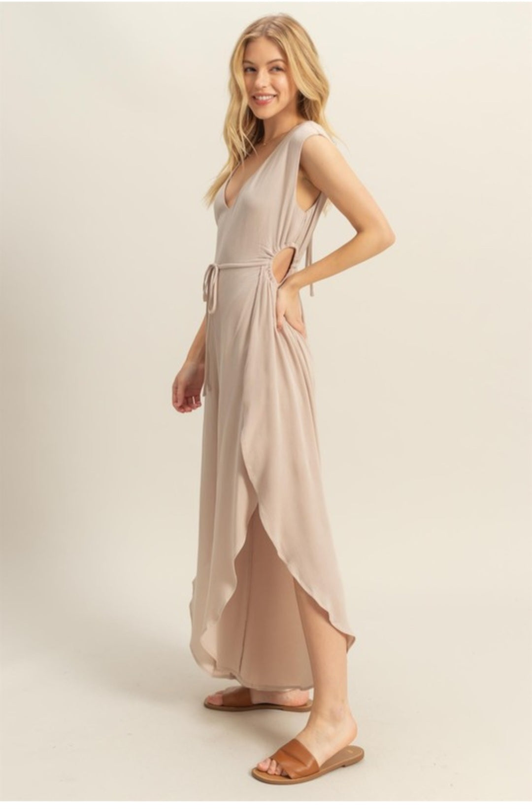 V- neck side cutout Hem jumpsuit