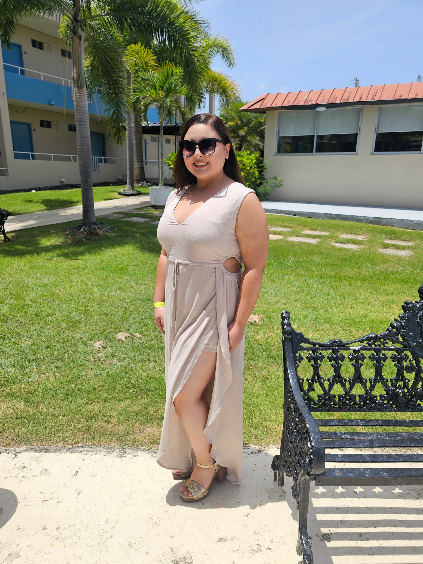 V- neck side cutout Hem jumpsuit